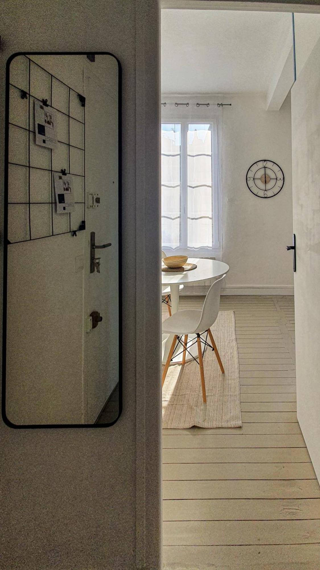 Charming Studio With View Of The Abbaye-Aux-Hommes Caen Cameră foto